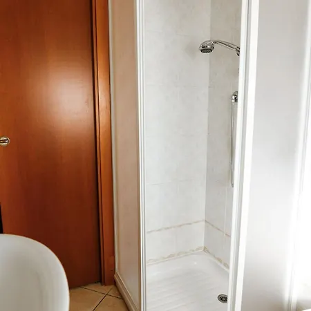 Confortevole Monolocale Faentino Con Terrazza Apartmán Faenza